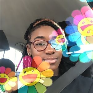 Meet your Posher, Savanna